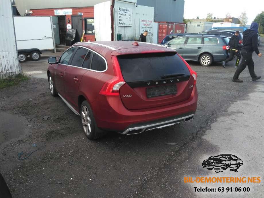 Volvo V60 2010-2013 (Type I, Fase 1) , Motorkode: D5204T3, Girkassekode: 