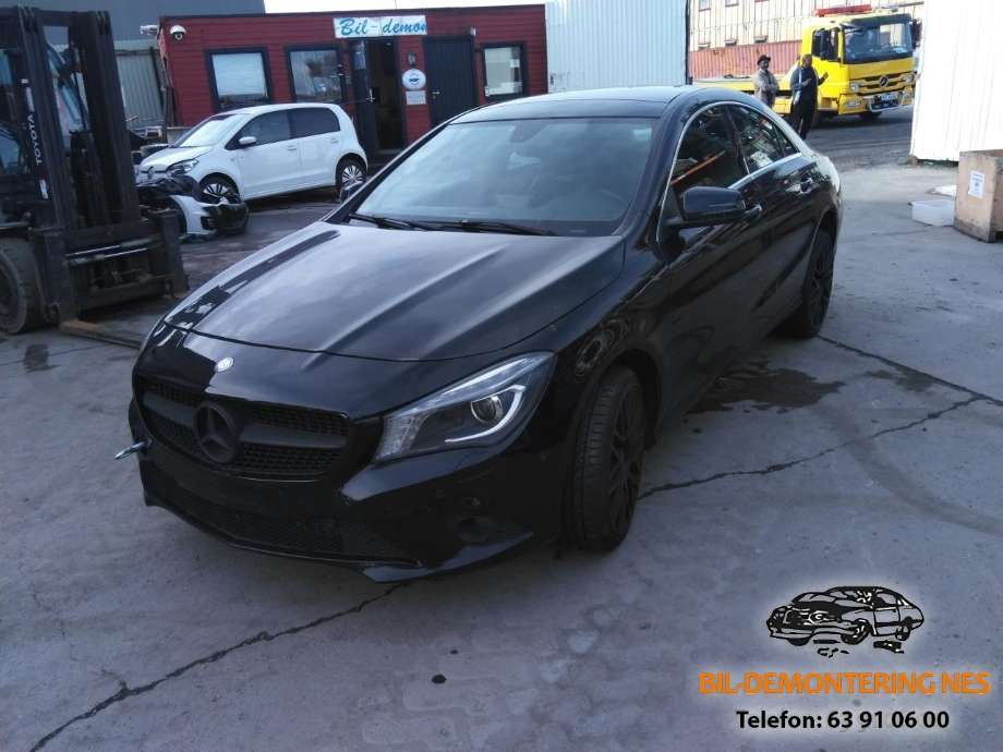 Mercedes CLA 2013-2019 (C117) (C117), Motorkode: 270910, Girkassekode: 