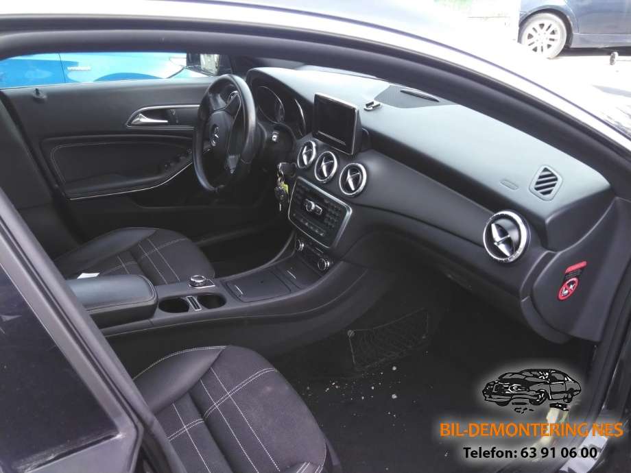 Mercedes CLA 2013-2019 (C117) (C117), Motorkode: 270910, Girkassekode: 