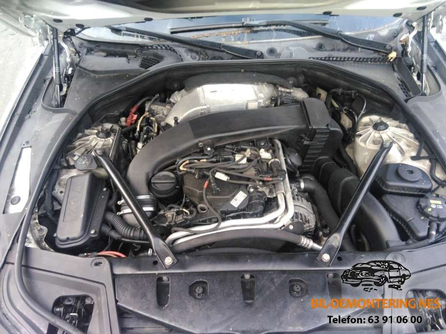 BMW 5-Serie 2010-2017 (F10/F11) (F10/F11), Motorkode: N57D30C, Girkassekode: GA8HP70Z - AWD