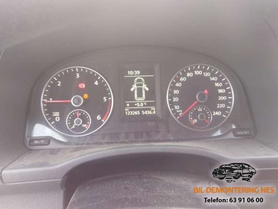 VW Caddy 2010-2015 (Type III, Fase 2) , Motorkode: CFHF, Girkassekode: NFQ