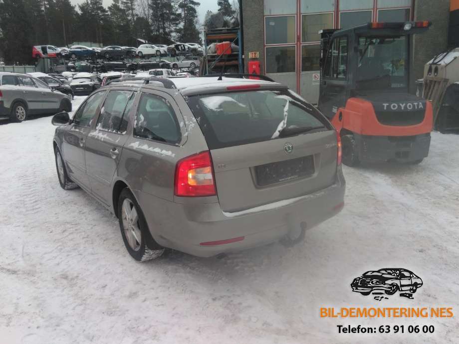 Škoda Octavia 2009-2013 (Type II, Fase 2) , Motorkode: CAY, Girkassekode: LHW