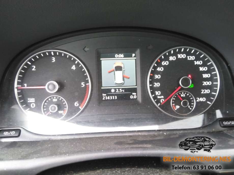 VW Touran 2010-2015 (Type I, Fase 3) , Motorkode: CFHC, Girkassekode: PBF