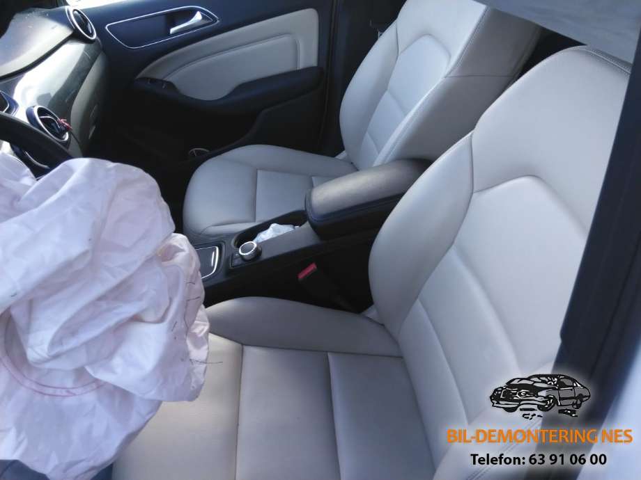 Mercedes B-Klasse, electric drive 2014-2018 (W242) (W242), Motorkode: EM0004, Girkassekode: 