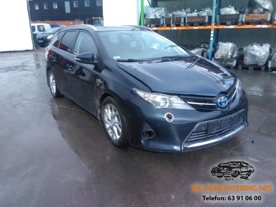 Toyota Auris 2013-2015 (Type II, Fase 1) , Motorkode: 2ZR-FXE, Girkassekode: 