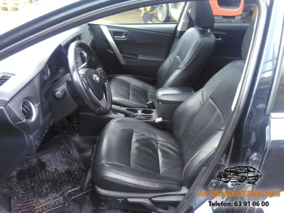 Toyota Auris 2013-2015 (Type II, Fase 1) , Motorkode: 2ZR-FXE, Girkassekode: 