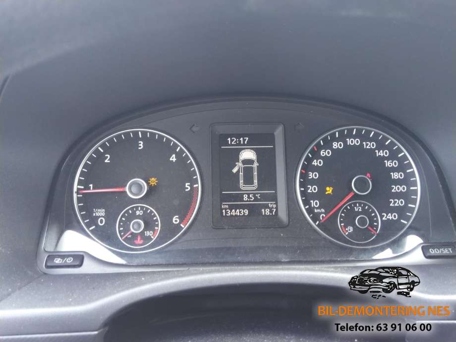 VW Caddy 2010-2015 (Type III, Fase 2) , Motorkode: CAYD, Girkassekode: MLU