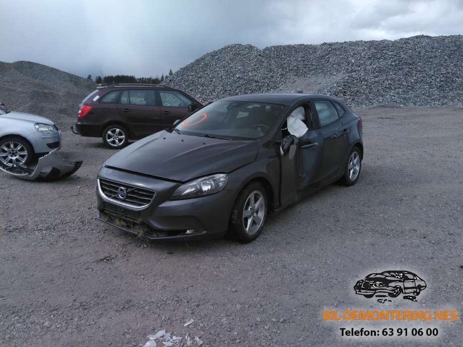 Volvo V40 2012-2019 delebil , Motorkode: B4164T4, Girkassekode: 
