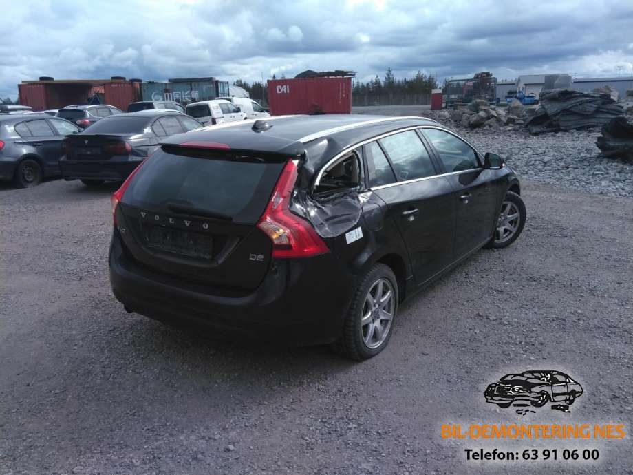 Volvo V60 2010-2013 (Type I, Fase 1) delebil , Motorkode: D4162T, Girkassekode: 6-MAN 2WD / MMT6