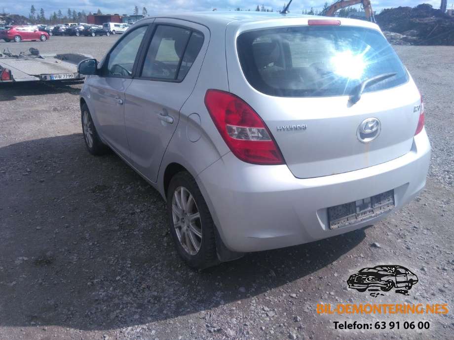 Hyundai i20 2009-2014 (Type I) , Motorkode: G4LA-5, Girkassekode: 