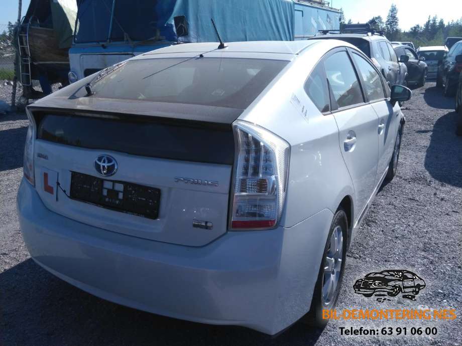 Toyota Prius 2009-2016 (Type III) (COMBI) (COMBI), Motorkode: 2ZR-FXE, Girkassekode: 