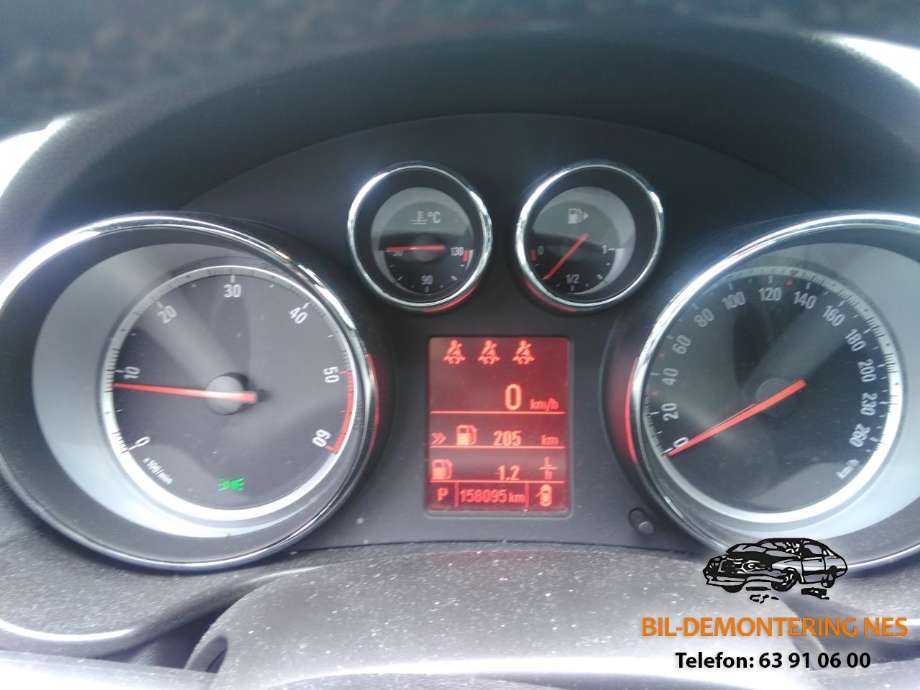 Opel Insignia A 2009-2014 , Motorkode: A20DTH, Girkassekode:
