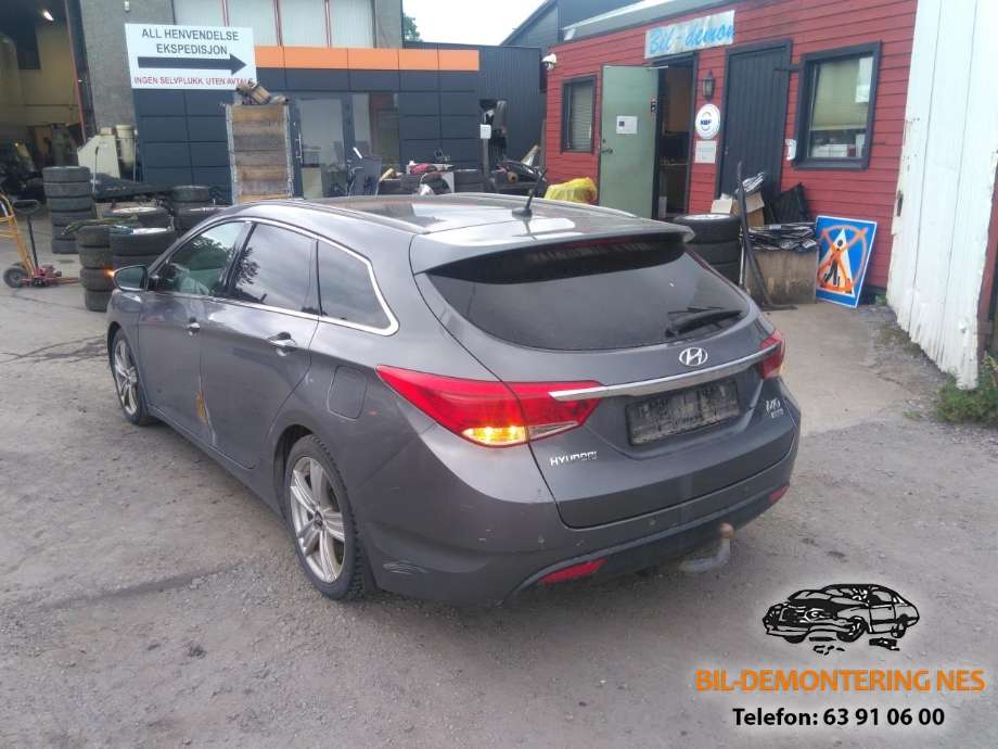 Hyundai i40 2012-2017 , Motorkode: D4FD, Girkassekode: 