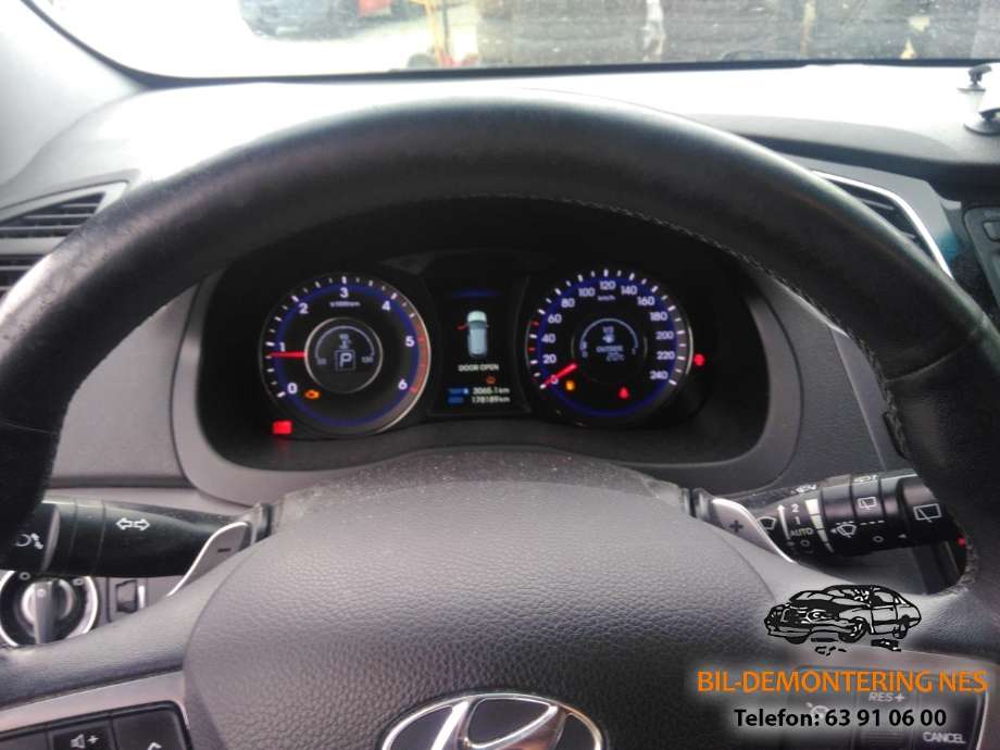 Hyundai i40 2012-2017 , Motorkode: D4FD, Girkassekode: 