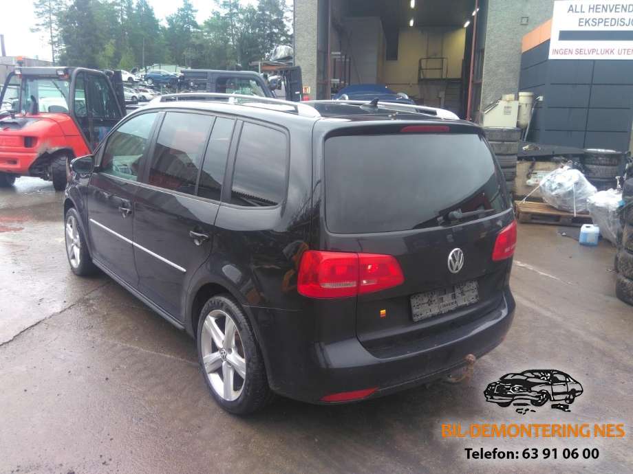 VW Touran 2010-2015 (Type I, Fase 3) , Motorkode: CAYC, Girkassekode: MLE
