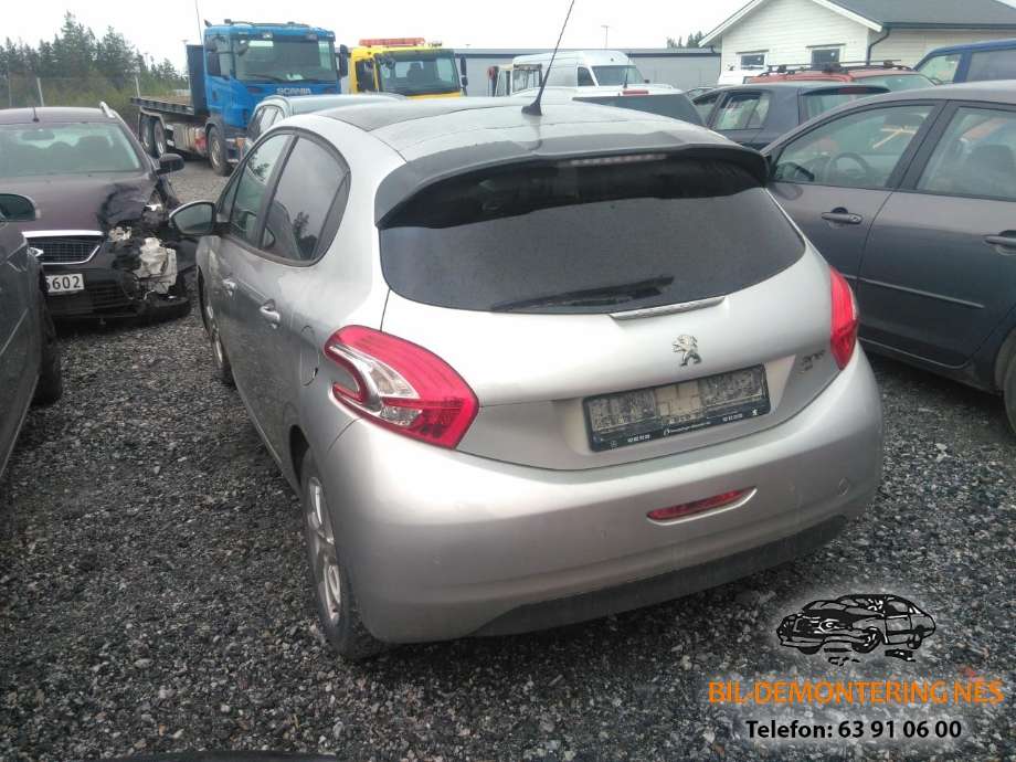 Peugeot 208 2012-2019 (Type I) , Motorkode: HM01, Girkassekode: 