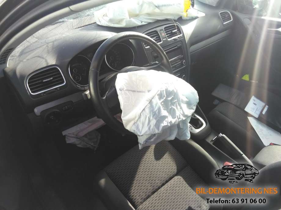 VW Golf VI 2008-2012 , Motorkode: CBZA, Girkassekode: NTZ
