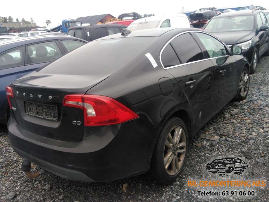 Volvo S60, 2010-2014 (Type II, Fase 1)  delebil , Motorkode: D5204T2, Girkassekode: 6-AUT 2WD / TF-80SC