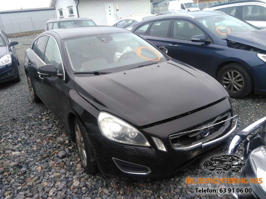 Volvo S60 2010-2014 (Type II, Fase 1) , Motorkode: D5204T2, Girkassekode: 6-AUT 2WD / TF-80SC