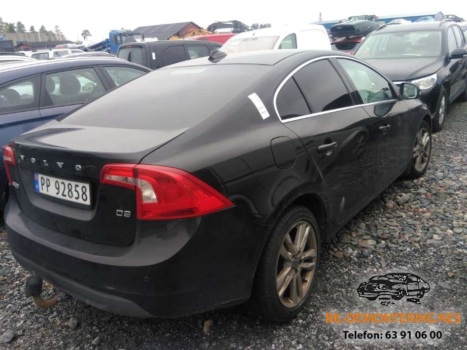Volvo S60 2010-2014 (Type II, Fase 1) , Motorkode: D5204T2, Girkassekode: 6-AUT 2WD / TF-80SC