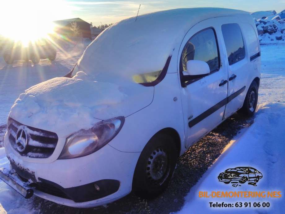 Mercedes Citan 2012-2021 (W415) (W415), Motorkode: K9K B6, Girkassekode: 