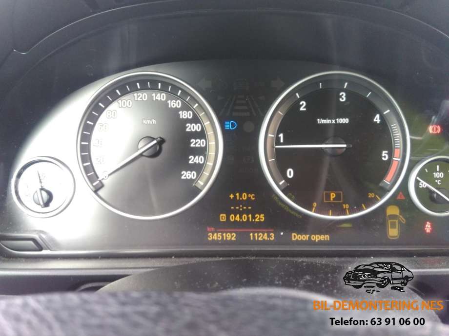 BMW 5-Serie 2010-2017 (F10/F11) (F10/F11), Motorkode: N47D20C, Girkassekode: 