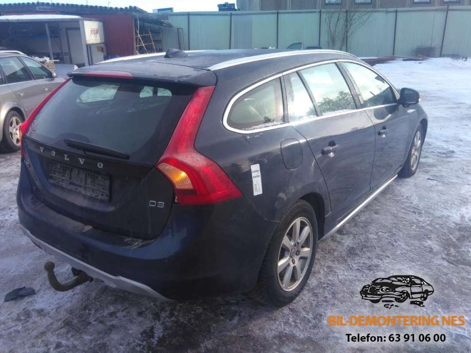 Volvo V60, 2010-2013 (Type I, Fase 1)  delebil , Motorkode: D5204T3