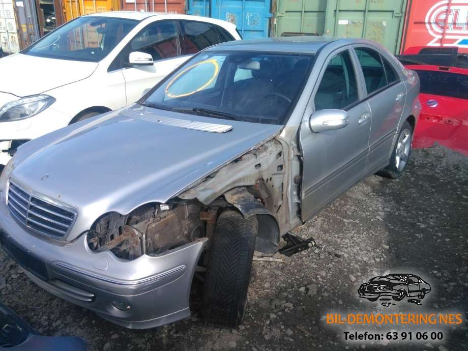Mercedes C-Klasse 2004-2007 (Fase 2) (W203) (W203), Motorkode: 271 946, Girkassekode: 