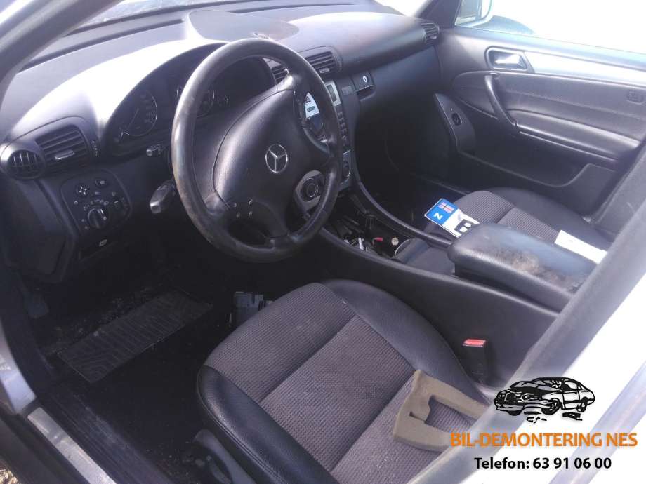 Mercedes C-Klasse 2004-2007 (Fase 2) (W203) (W203), Motorkode: 271 946, Girkassekode: 