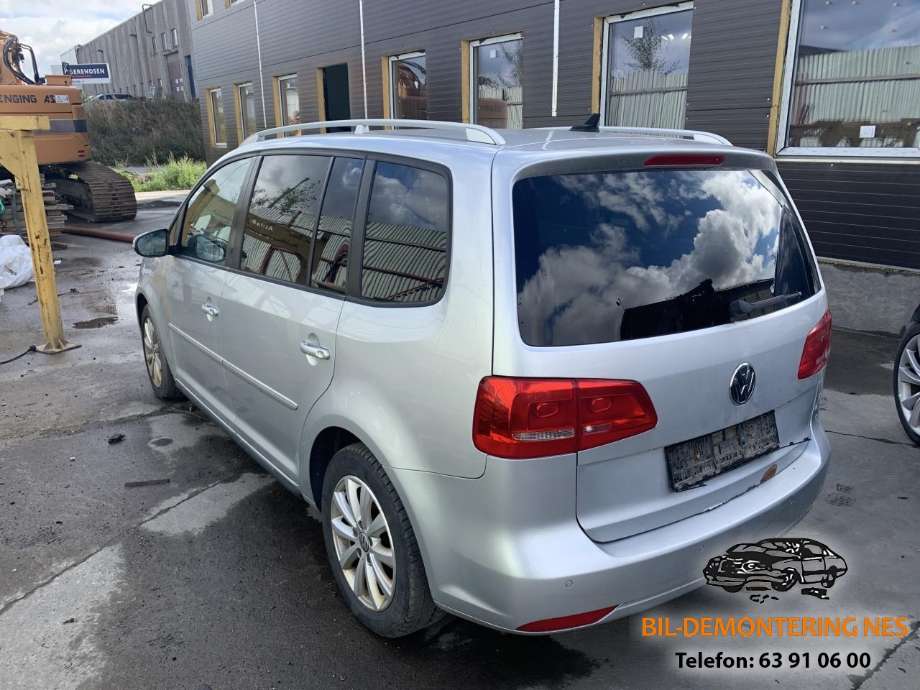 VW Touran 2010-2015 (Type I, Fase 3) , Motorkode: CAYC, Girkassekode: PML