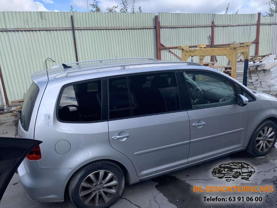 VW Touran 2010-2015 (Type I, Fase 3) , Motorkode: CAYC, Girkassekode: PML