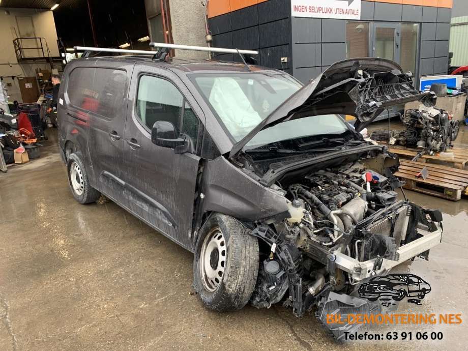 Citroën Berlingo 2019-->> (Type III) , Motorkode: YH01, Girkassekode: CP15X58