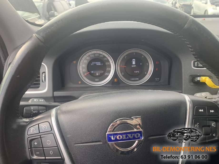 Volvo V60 2010-2013 (Type I, Fase 1) , Motorkode: D4162T, Girkassekode: 