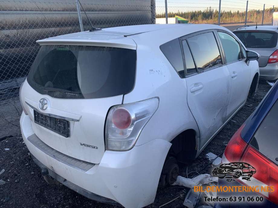 Toyota Verso 2009-2016 (Type III) delebil , Motorkode: 1AD-FTV, Girkassekode: 