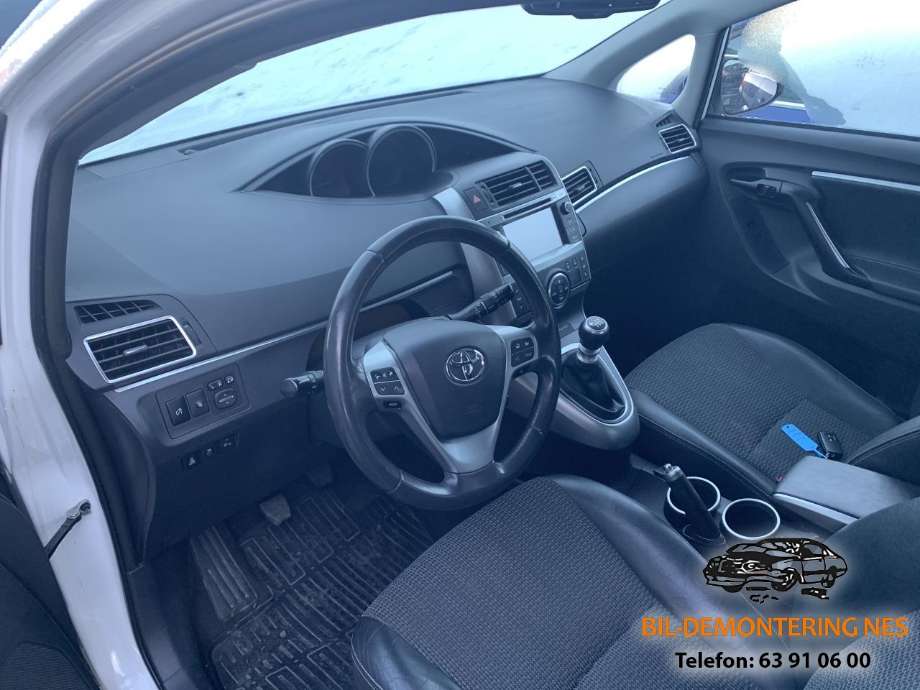 Toyota Verso 2009-2016 (Type III) delebil , Motorkode: 1AD-FTV, Girkassekode: 