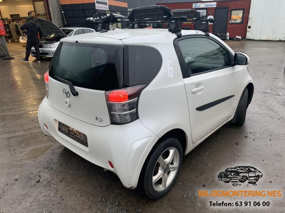 Toyota iQ 2009-2014 delebil , Motorkode: 1KR-FE, Girkassekode: 