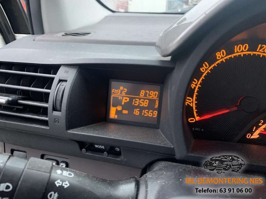 Toyota iQ 2009-2014 delebil , Motorkode: 1KR-FE, Girkassekode: 