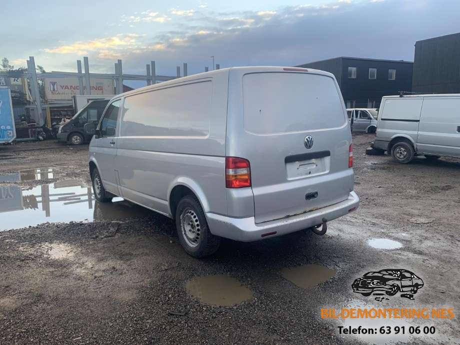 VW Transporter / Caravelle 2009-2015 (Fase 2) (T5) (T5), Motorkode: BNZ, Girkassekode: KPE