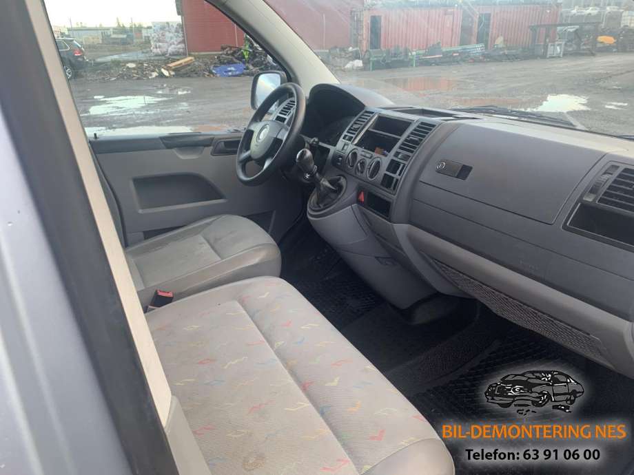 VW Transporter / Caravelle 2009-2015 (Fase 2) (T5) (T5), Motorkode: BNZ, Girkassekode: KPE