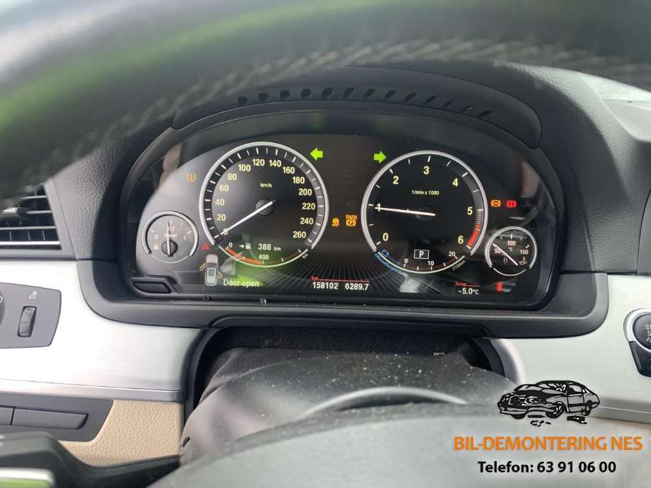 BMW 5-Serie 2010-2017 (F10/F11) (F10/F11), Motorkode: N47D20C, Girkassekode: GA8HP45X - ZBA/GA8HP45X