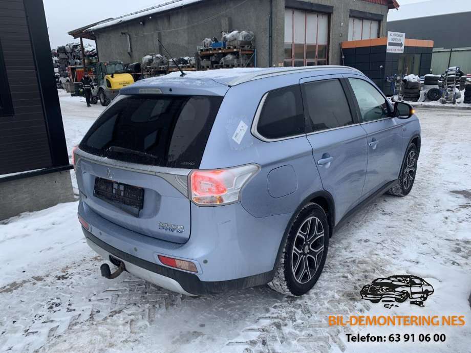 Mitsubishi Outlander 2012-2015 (Type III, Fase 1) delebil , Motorkode: 4B11, Girkassekode: 