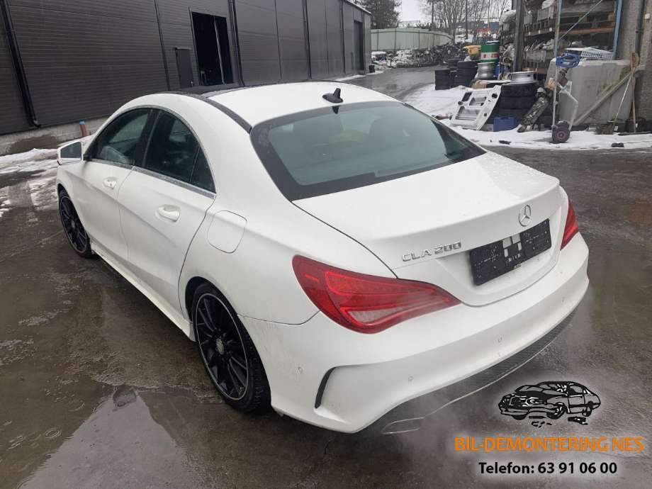 Mercedes CLA 2013-2019 (C117) (C117), Motorkode: 270910, Girkassekode: A 246 370 89 02