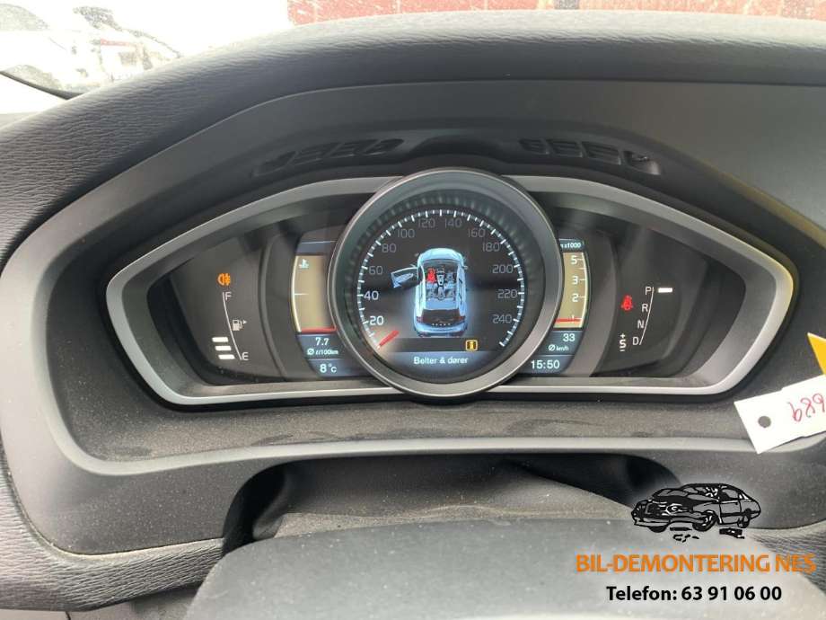 Volvo V40 2012-2019 , Motorkode: D4162T, Girkassekode: 