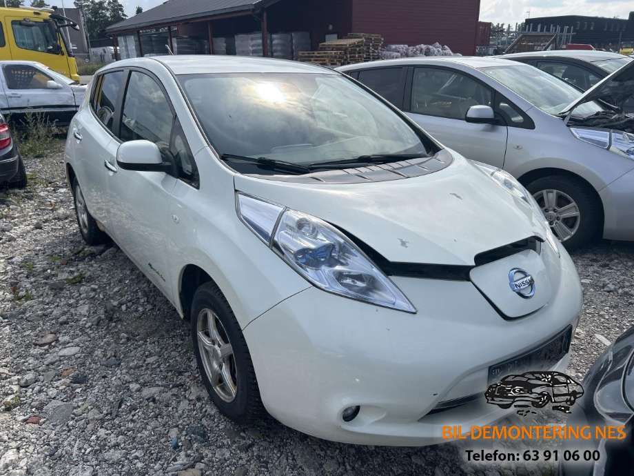 Nissan Leaf 2011-2017 (Type I) delebil , Motorkode: EM61, Girkassekode: