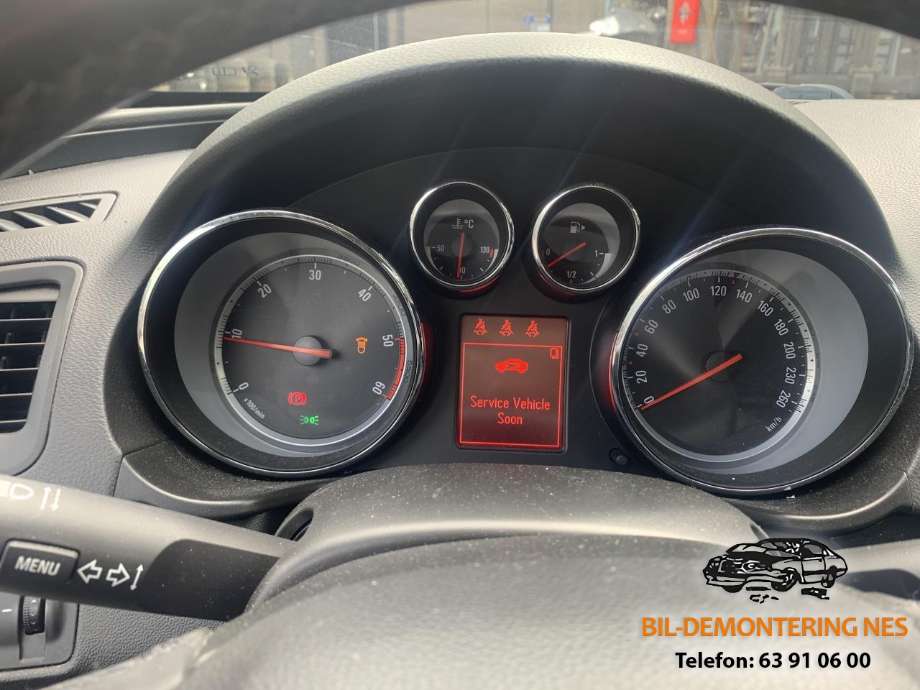 Opel Insignia A 2009-2014 , Motorkode: A20DTH, Girkassekode: 