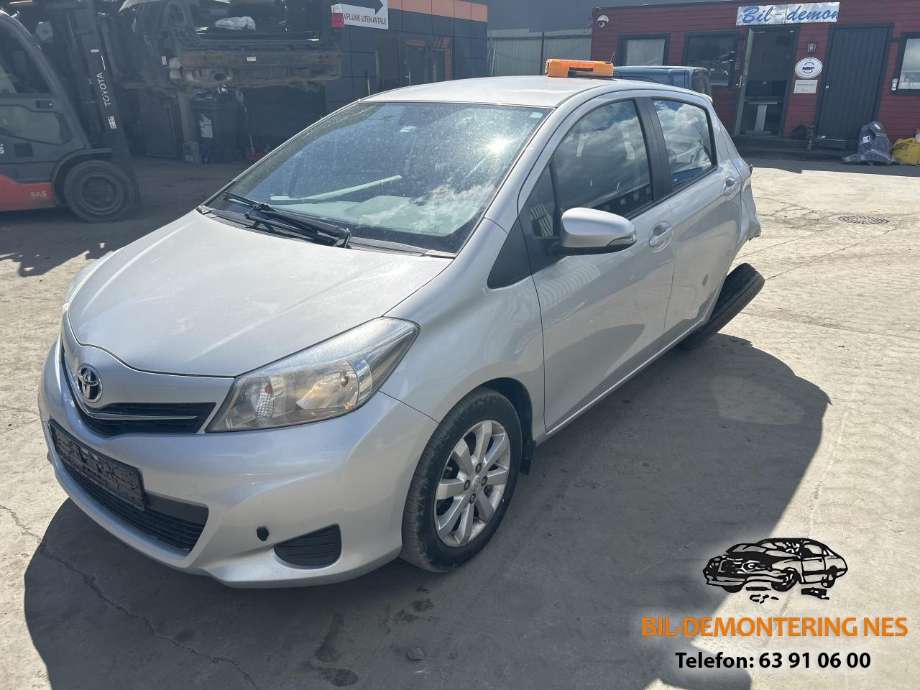 Toyota Yaris 2012-2014 (Type III, Fase 1) , Motorkode: 1NR-FE, Girkassekode: