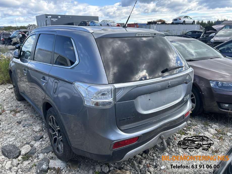 Mitsubishi Outlander 2012-2015 (Type III, Fase 1) delebil , Motorkode: 4B11|S61, Girkassekode: