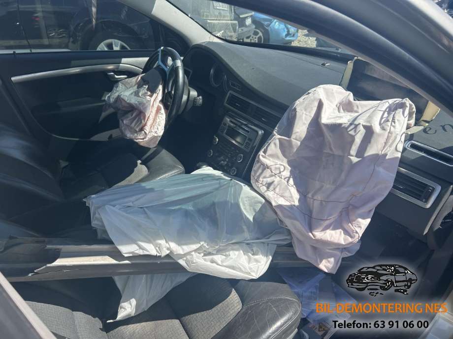 Volvo V70 2007-2013 (Type III, Fase 1) delebil , Motorkode: , Girkassekode: