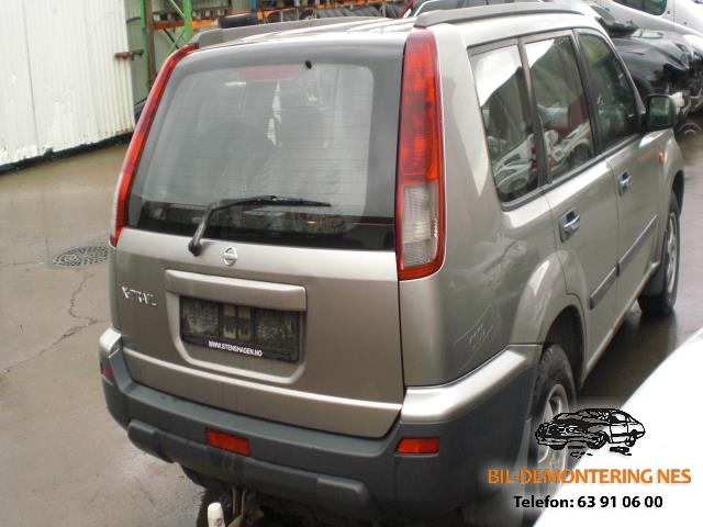 Nissan X-Trail 2002-2007 (T30) (T30), Motorkode: YD22, Girkassekode: 