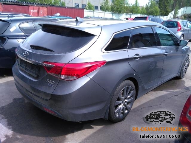 Hyundai i40 2012-2017 , Motorkode: D4FD, Girkassekode: 